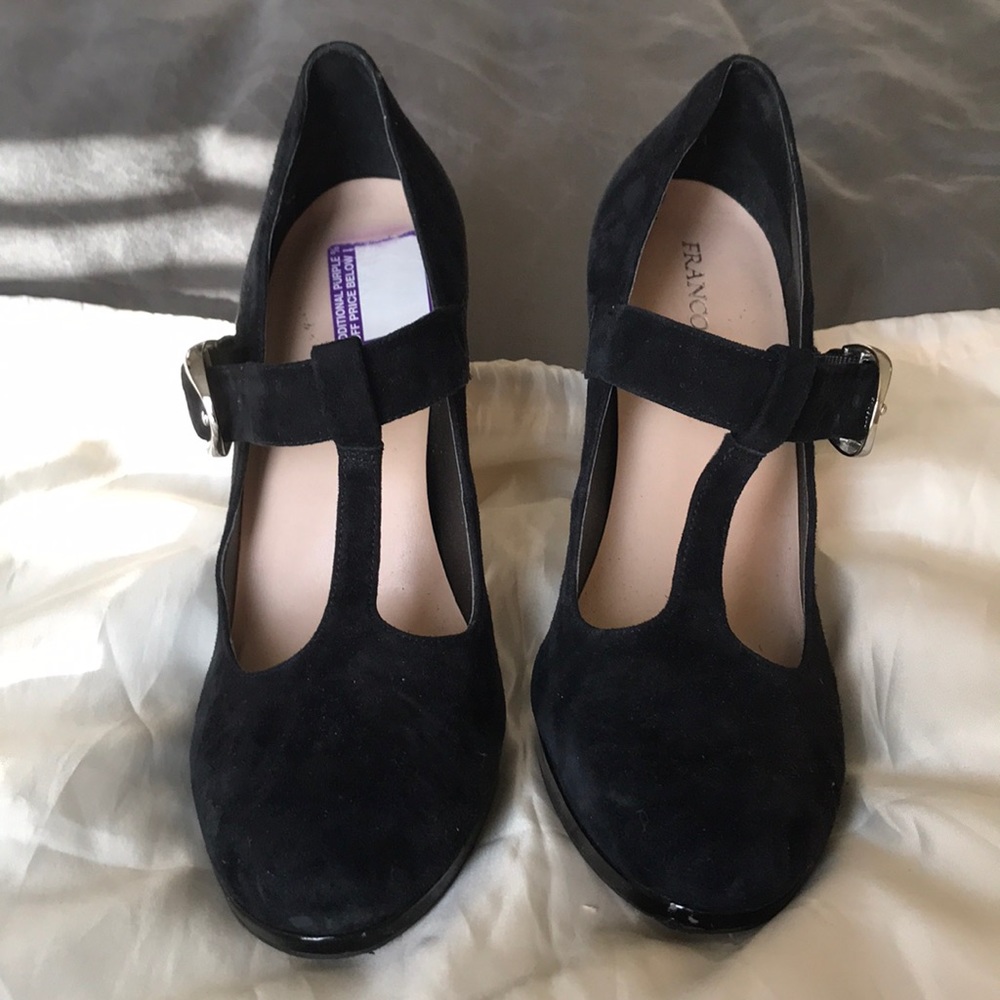 ⭐️Franco Sarto Black Suede T-Strap Heels